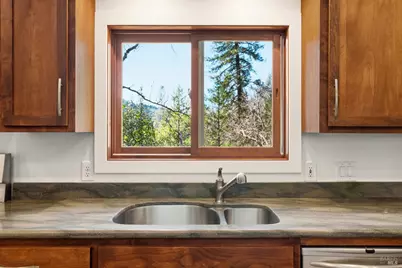 18210 Old Ukiah Pine Road, Potter Valley, CA 95469 - Photo 12