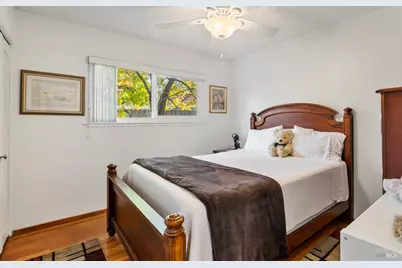 477 N Meadowview Court, Vacaville, CA 95688 - Photo 18