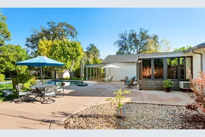 477 N Meadowview Court, Vacaville, CA 95688 - Photo 26