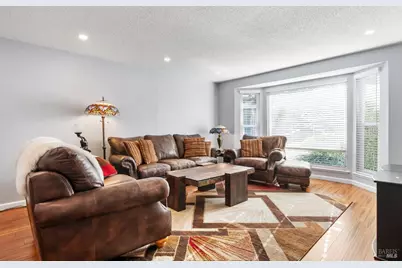 477 N Meadowview Court, Vacaville, CA 95688 - Photo 10