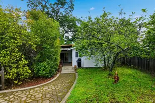 477 N Meadowview Ct, Vacaville, CA 95688 - Photo 32