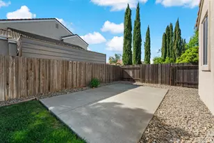 212 Laurelwood Way, Vacaville, CA 95687 - Photo 46