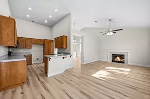 212 Laurelwood Way, Vacaville, CA 95687 - Photo 20