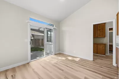 212 Laurelwood Way, Vacaville, CA 95687 - Photo 22