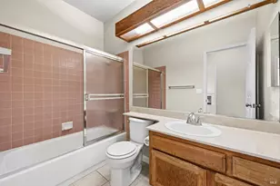 212 Laurelwood Way, Vacaville, CA 95687 - Photo 28