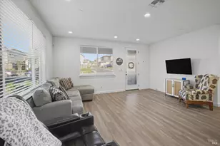 2482 Cinnabar Dr, Fairfield, CA 94533 - Photo 12