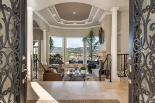 10 Canterbury Dr, Napa, CA 94558 - Photo 1