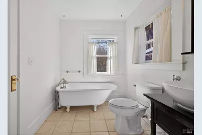 301 Broadway Street, Petaluma, CA 94952 - Photo 26