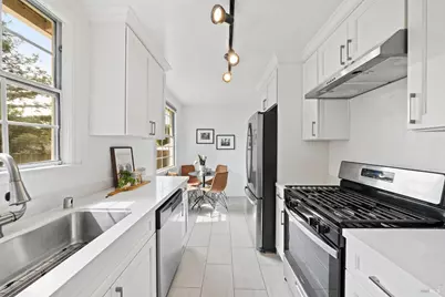 218 Hillcrest Avenue, Benicia, CA 94510 - Photo 14