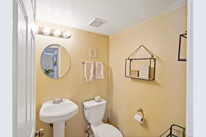 299 Shasta Drive #23, Vacaville, CA 95687 - Photo 14