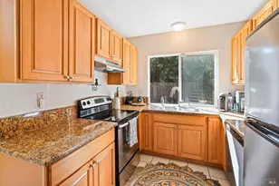 299 Shasta Dr, Vacaville, CA 95687 - Photo 12