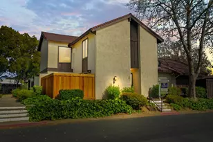 149 Fairoaks Dr, Vacaville, CA 95688 - Photo 2