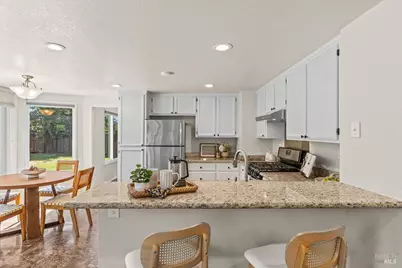 9524 Sheffield Street, Windsor, CA 95492 - Photo 16