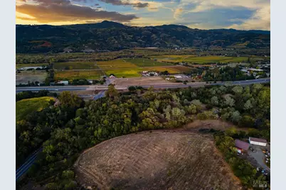 350 Canyon Road, Geyserville, CA 95441 - Photo 38