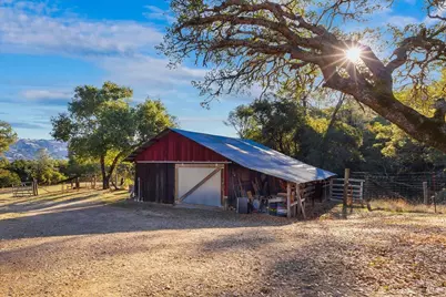 350 Canyon Road, Geyserville, CA 95441 - Photo 4