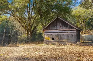 350 Canyon Rd, Geyserville, CA 95441 - Photo 24