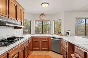171 Ancheta Pl, Vallejo, CA 94591 - Photo 10