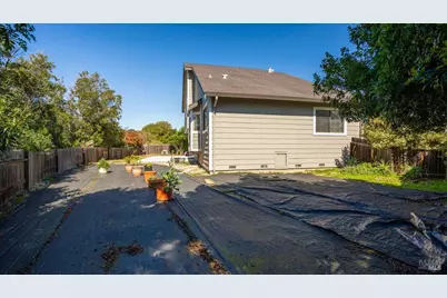 171 Ancheta Place, Vallejo, CA 94591 - Photo 32