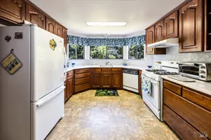 6707 Badger Creek Rd, Santa Rosa, CA 95409 - Photo 14