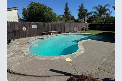 3578 N Idlewild Avenue, Napa, CA 94558 - Photo 2