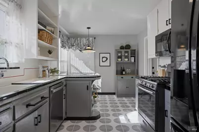 2021 Spring Creek Drive, Santa Rosa, CA 95405 - Photo 16