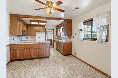 645 Speers Road, Santa Rosa, CA 95409 - Photo 18