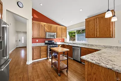 1521 Mary Place, Rohnert Park, CA 94928 - Photo 12