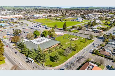 712 E Washington Street, Petaluma, CA 94952 - Photo 34