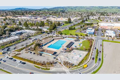 712 E Washington Street, Petaluma, CA 94952 - Photo 38