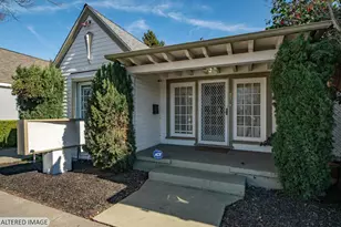 712 E Washington St, Petaluma, CA 94952 - Photo 2