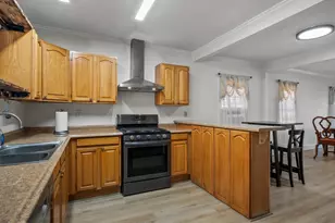 712 E Washington St, Petaluma, CA 94952 - Photo 14