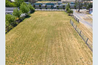 23180 Maffei Road, Sonoma, CA 95476 - Photo 4
