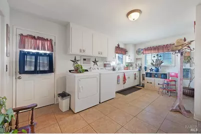 23180 Maffei Road, Sonoma, CA 95476 - Photo 28