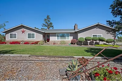 23180 Maffei Road, Sonoma, CA 95476 - Photo 2