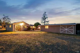 23180 Maffei Rd, Sonoma, CA 95476 - Photo 10