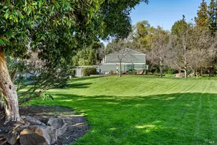 104 Oliva Ct, Novato, CA 94947 - Photo 24