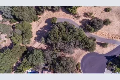 2030 Pinecrest Court, Vacaville, CA 95688 - Photo 6