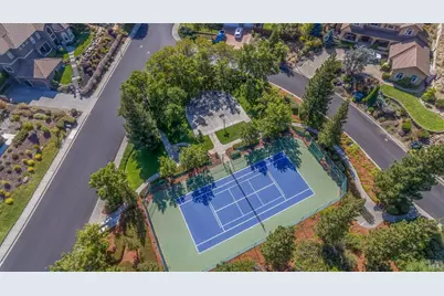 2030 Pinecrest Court, Vacaville, CA 95688 - Photo 2