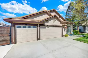 2045 Keel Ct, Dixon, CA 95620 - Photo 2