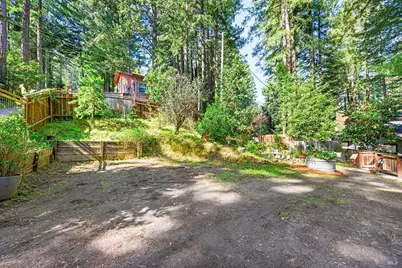 17450 Summit Avenue, Guerneville, CA 95446 - Photo 40
