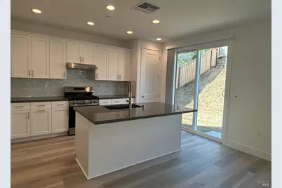 211 Echols Drive, Martinez, CA 94553 - Photo 4