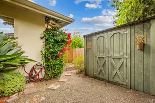333 Orangewood Dr, Healdsburg, CA 95448 - Photo 28