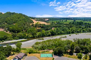 333 Orangewood Dr, Healdsburg, CA 95448 - Photo 24