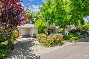 333 Orangewood Dr, Healdsburg, CA 95448 - Photo 28