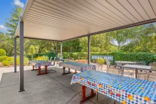 333 Orangewood Dr, Healdsburg, CA 95448 - Photo 38