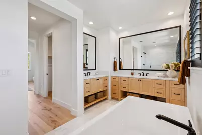 76 Bayharbor Way, San Rafael, CA 94901 - Photo 32