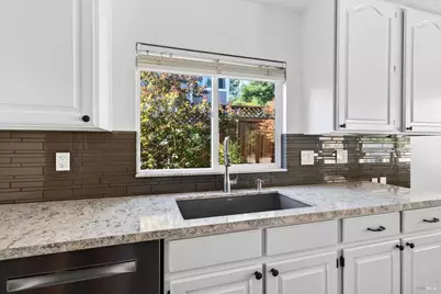 3336 Brittany Circle, Napa, CA 94558 - Photo 12