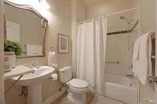 2029 Park Vista Ct, Santa Rosa, CA 95405 - Photo 8