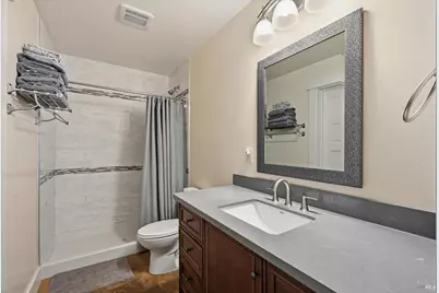 18793 N Shore Drive, Hidden Valley Lake, CA 95467 - Photo 44