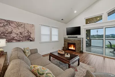 18793 N Shore Drive, Hidden Valley Lake, CA 95467 - Photo 16